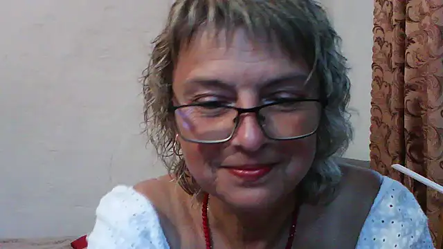 Snapshot of ElizabethGorden chatting on July 20, 2026, 5:04 pm ElizabethGorden online show from July 20, 2026, 5:04 pm