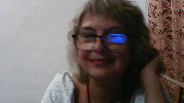 Snapshot of ElizabethGorden chatting on July 28, 2026, 7:39 pm ElizabethGorden online show from July 28, 2026, 7:39 pm