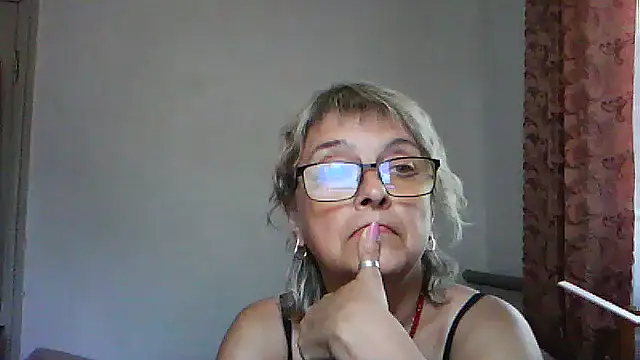 Snapshot of ElizabethGorden chatting on August 1, 2026, 3:11 pm ElizabethGorden online show from August 1, 2026, 3:11 pm