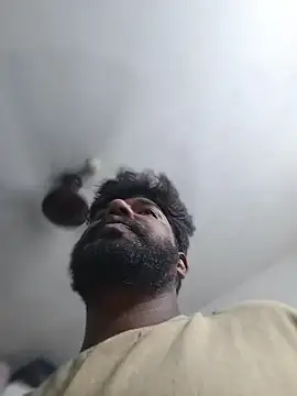 smallIdick 69 online show from May 17, 2026, 7:10 pm