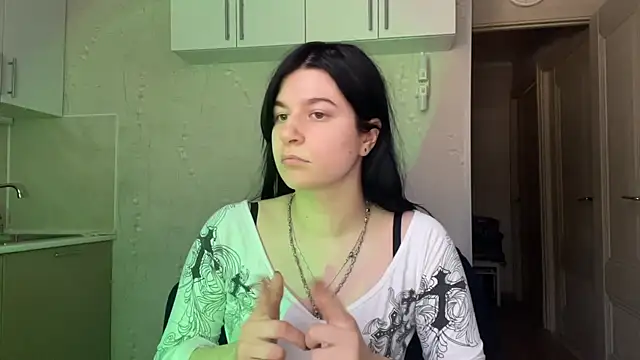 Snapshot of GrayceDeclet chatting on August 5, 2026, 1:03 pm GrayceDeclet online show from August 5, 2026, 1:03 pm