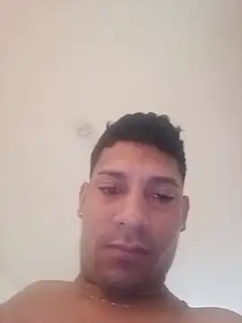 Petterleonel123 online show from July 1, 2026, 1:02 pm