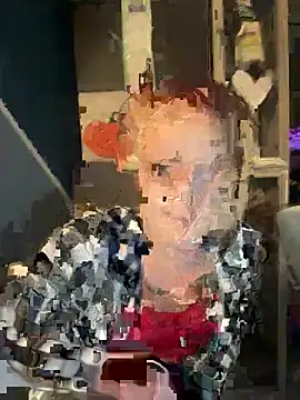 EmilyErdbeeree online show from May 6, 2026, 11:54 pm