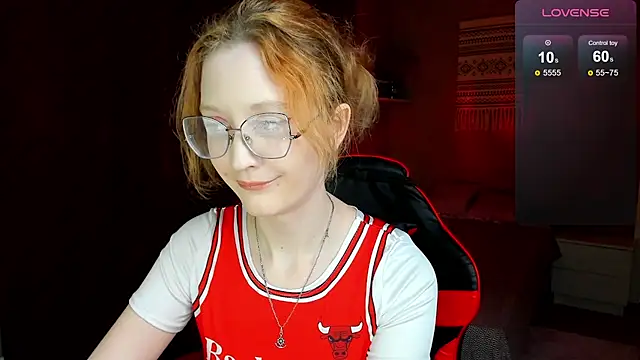 LunaTerry online show from June 2, 2026, 7:54 am