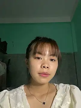 Cry sexy online show from May 16, 2026, 7:56 pm