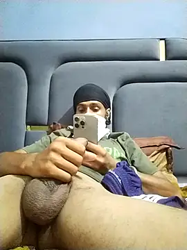 Snapshot of harrydhillon12 chatting on June 28, 2026, 5:41 pm harrydhillon12 online show from June 28, 2026, 5:41 pm