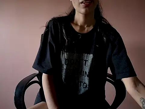 Snapshot of Sexyrossy7 chatting on June 16, 2026, 8:17 am Sexyrossy7 online show from June 16, 2026, 8:17 am