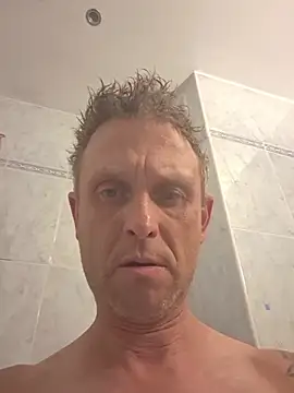 Marcin43w online show from May 28, 2026, 8:39 pm