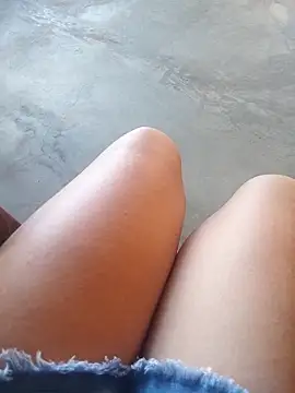 JasminSex01 online show from May 16, 2026, 5:34 pm