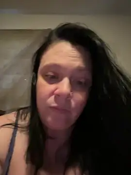 blueeyez1987 online show from May 10, 2026, 4:56 pm