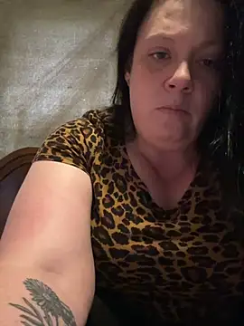 blueeyez1987 online show from May 16, 2026, 5:23 pm