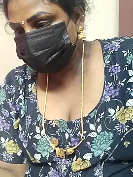tamilkavitha123 online show from July 28, 2026, 5:56 pm