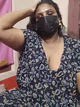 tamilkavitha123 online show from July 30, 2026, 11:31 am