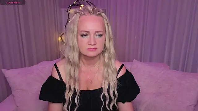 Ingrid Eriksen online show from June 1, 2026, 1:29 am