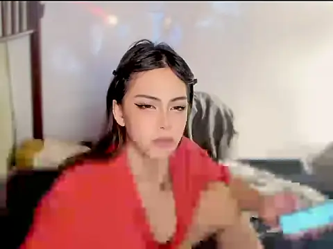 ArianaLore online show from June 17, 2026, 12:18 pm