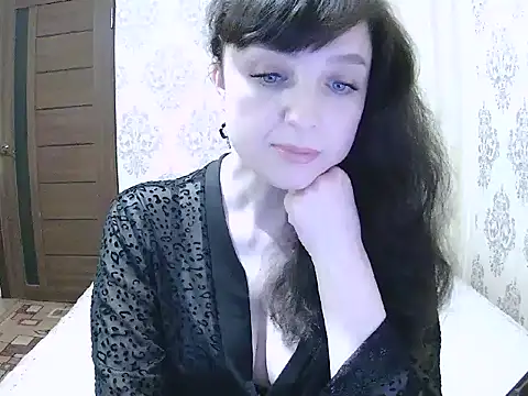 NicoleXRose online show from May 16, 2026, 9:13 pm