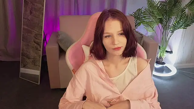 AliceJohansone online show from May 30, 2026, 1:25 am