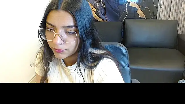 Snapshot of eva_luna2020 chatting on May 20, 2026, 1:39 pm eva luna2020 online show from May 20, 2026, 1:39 pm