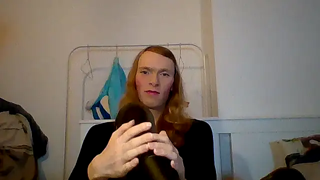 DaimondAngel online show from June 5, 2026, 6:57 pm