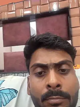 Moodupsex online show from May 11, 2026, 3:29 pm
