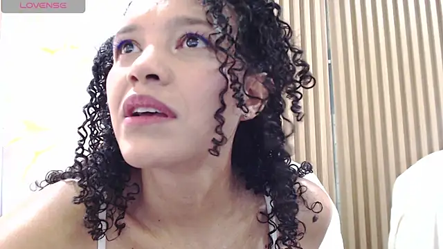 Snapshot of Jazlin_Sg chatting on May 26, 2026, 1:18 pm Jazlin Sg online show from May 26, 2026, 1:18 pm