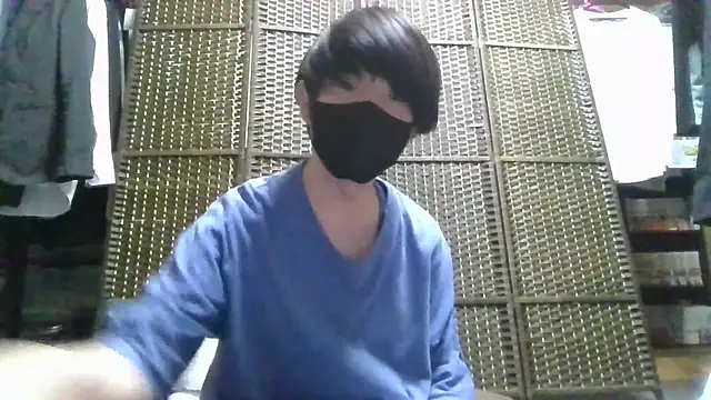 Snapshot of kazupan22 chatting on July 4, 2026, 10:21 am kazupan22 online show from July 4, 2026, 10:21 am