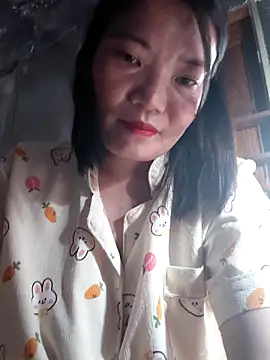 Snapshot of -Trici- chatting on June 2, 2026, 4:09 pm -Trici- online show from June 2, 2026, 4:09 pm