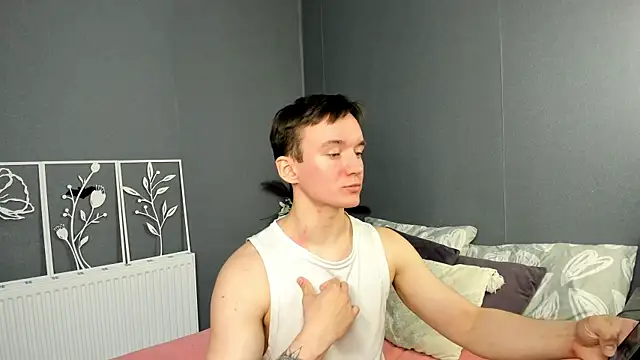 Daniel Lairon online show from May 10, 2026, 10:04 pm