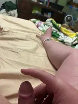 Thefatass69 online show from May 12, 2026, 7:11 pm