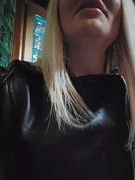 MILFBARBY online show from February 13, 2026, 8:10 am