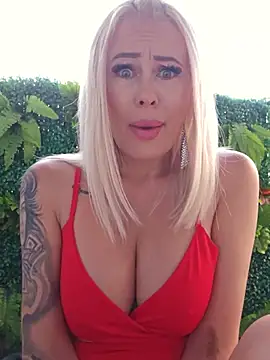 Snapshot of MILFBARBY chatting on July 12, 2026, 6:04 am MILFBARBY online show from July 12, 2026, 6:04 am