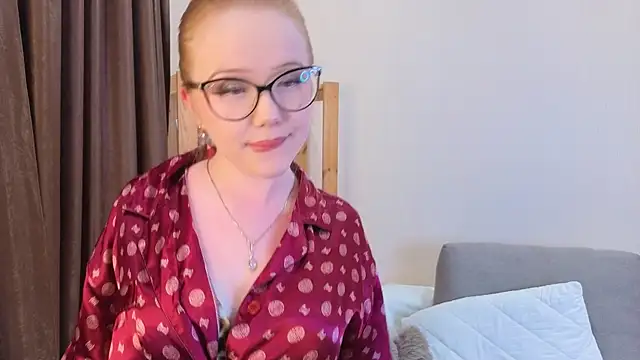 KarlaPasey online show from June 25, 2026, 3:39 am