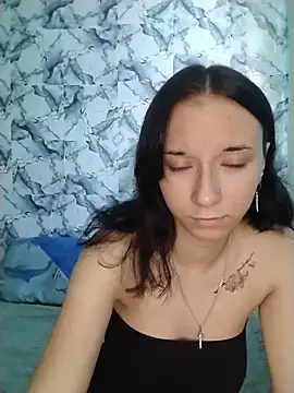-VictoriaJohnson- online show from June 7, 2026, 7:01 am