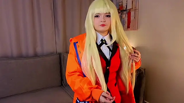 MaryLorez online show from May 11, 2026, 12:55 pm