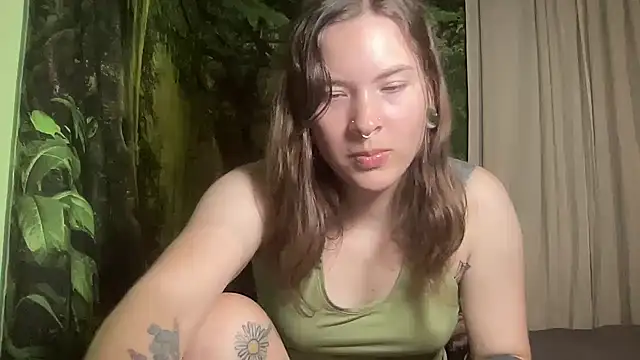 Snapshot of mo0ngoddess chatting on September 20, 2025, 2:34 am mo0ngoddess online show from September 20, 2025, 2:34 am