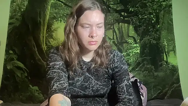 mo0ngoddess online show from March 26, 2026, 3:45 am