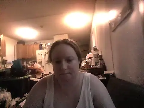 KittyKat40 online show from May 11, 2026, 12:38 am