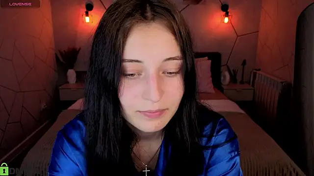 Tracey Gill online show from July 26, 2026, 9:27 am