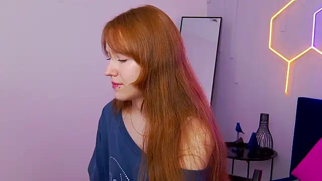 Angel Fleur online show from June 6, 2026, 1:32 am