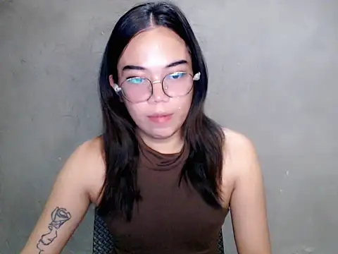 Snapshot of Urbabydollxxx chatting on June 22, 2026, 11:40 am Urbabydollxxx online show from June 22, 2026, 11:40 am