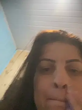 Snapshot of sweet_milenaa chatting on May 19, 2026, 12:11 pm sweet milenaa online show from May 19, 2026, 12:11 pm