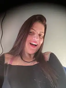 Snapshot of sweet_milenaa chatting on June 3, 2026, 7:19 pm sweet milenaa online show from June 3, 2026, 7:19 pm