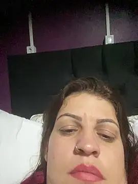 Snapshot of sweet_milenaa chatting on June 4, 2026, 10:32 am sweet milenaa online show from June 4, 2026, 10:32 am