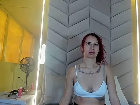 Snapshot of ScarletAura26 chatting on May 29, 2026, 7:23 pm ScarletAura26 online show from May 29, 2026, 7:23 pm