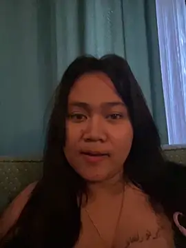 YunaBaby69 online show from May 14, 2026, 6:15 pm