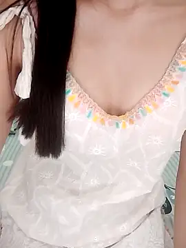 Ipho girl online show from June 19, 2026, 8:23 pm