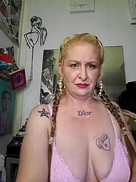 NutNmyGUTdaddy online show from June 27, 2026, 7:57 am