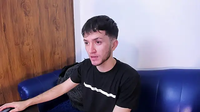 kavencastro online show from June 5, 2026, 5:03 am