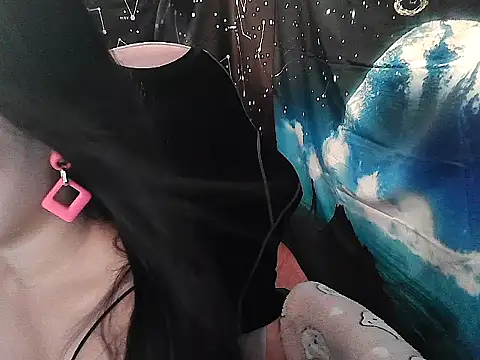 Cute4cumm online show from May 30, 2026, 6:43 am