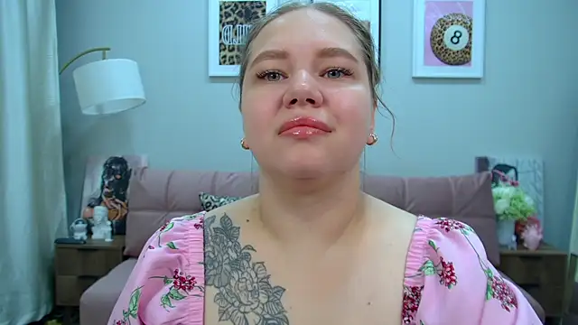 Snapshot of DianaKristol chatting on July 4, 2026, 6:14 pm DianaKristol online show from July 4, 2026, 6:14 pm
